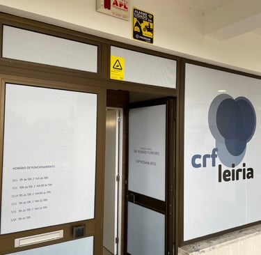 a large window with a sign that says,'crifferia