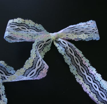 Rongzhiyue: Colorful lace ribbon bow