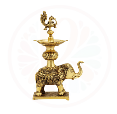#BrassDeepak #DiyaDecoration #BrassDiya #TraditionalLighting #BrassLamp #DiwaliDecor #HomeDecor #Ind