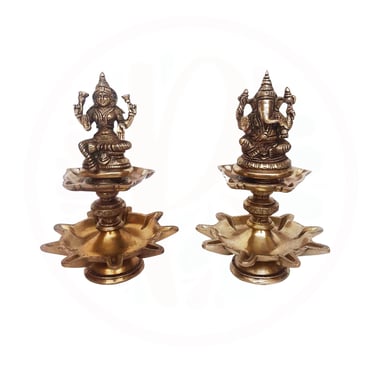 #BrassLamp #IlluminateYourSpace #TimelessElegance #SpiritualDecor #HomeDecor #TraditionalCraftsmansh