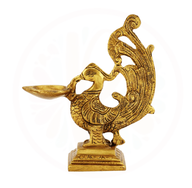 #BrassDeepak #DiyaDecoration #BrassDiya #TraditionalLighting #BrassLamp #DiwaliDecor #HomeDecor #Ind