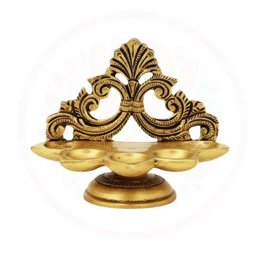 #BrassDeepak #DiyaDecoration #BrassDiya #TraditionalLighting #BrassLamp #DiwaliDecor #HomeDecor #Ind