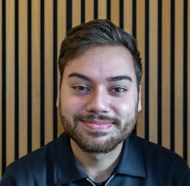 Portret van Danilo Oetomo, oprichter van OG Vastgoed