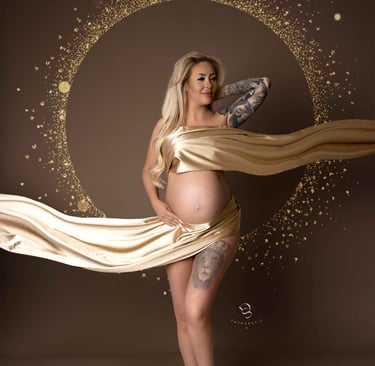 Schöne, natürliche, freizügige Bilder meiner Schwangerschaft in Juelich