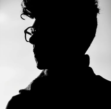 Homem hétero estigmatizado.