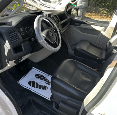 Intérieur de voiture nettoyée et protégée par Kline Concept