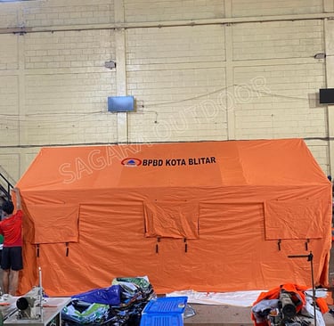 a tenter with a tenter and a tenter