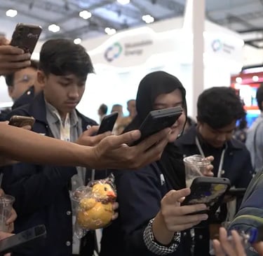 Participant checking points and leaderboard on web-based event app without download