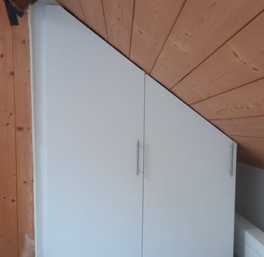 rangement sous pente de toit