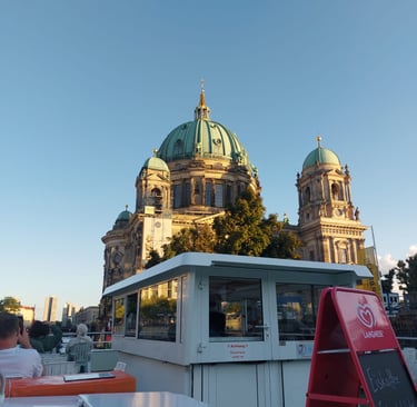 Bootsfahrt über die Spree
