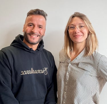 Nadir et Adeline, experts en aménagement d'espaces professionnels