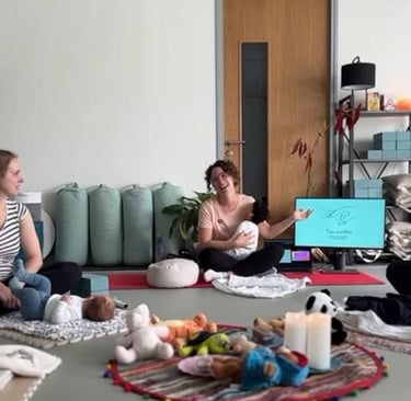 Taster of the baby massage course taught by Laura at a yoga centre in London