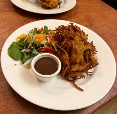 Onion Bhaji and side salad with dip