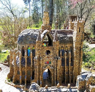 Calhoun, Georgia Travel - A miniature World in Rock and Cherokee Ghost Town