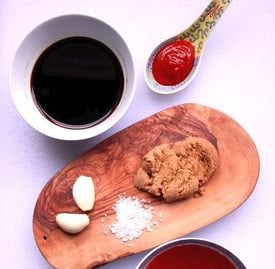 sweet and saucy chicken thighs ingredients for sauce