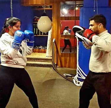 Best mma classes in Delhi