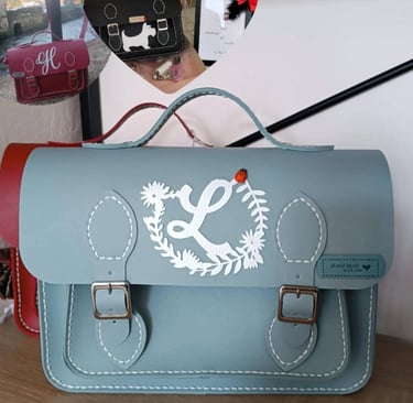 Sac à main à coudre soi même personnalisé par Cosquinelle