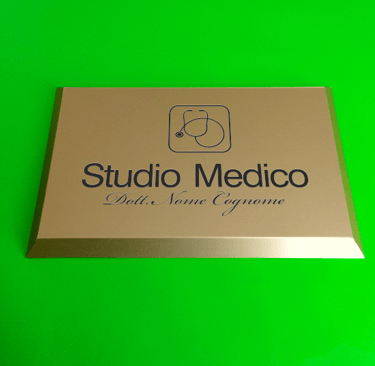 targa studio medico in ottone scatolato