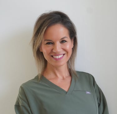 odontologa protesica en sevilla