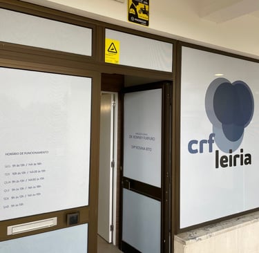 a door with a sign that says crf Leiria