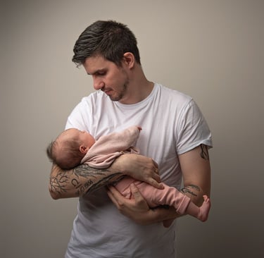 photo nouveau-né en studio