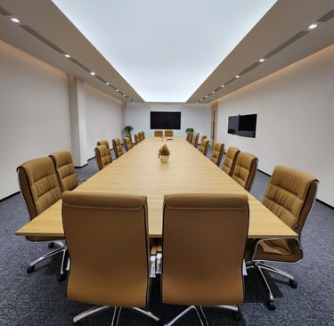 KONTRKATOR KANTOR MEETING ROOM