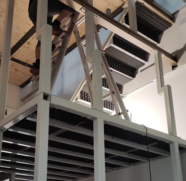 Struttura cabina armadio con scala integrata