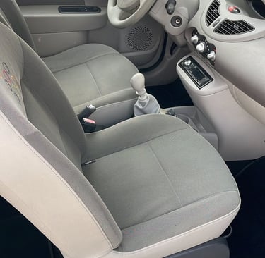 Nettoyage intérieur voiture à domicile Marignane