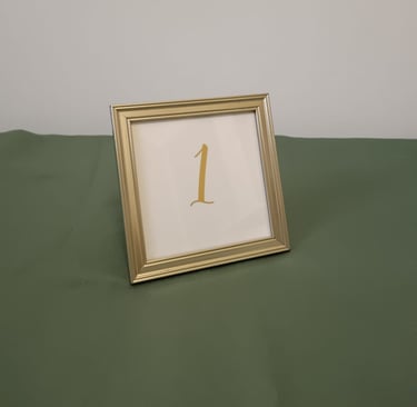 numéro de table carré doré