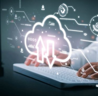 Cloud payroll membantu tim HR mengelola data karyawan, gaji, dan kepatuhan secara efisien dari satu platform terpusat