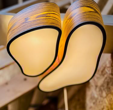 Luminaire design en bois fabriqué à la main