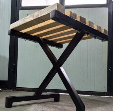 drvometal, drvo metal, nameštaj, police, stolovi, stolice, ograde, ograda, kapija