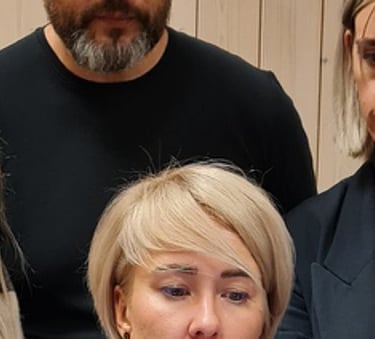 patirtis, kaip escape room/pabėgimo kambaryje tik nereikia niekur bėgti