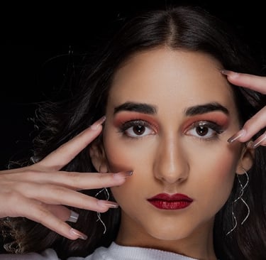 retrato en estudio, profesional, imagen corporativa, primer plano, quinceañera 