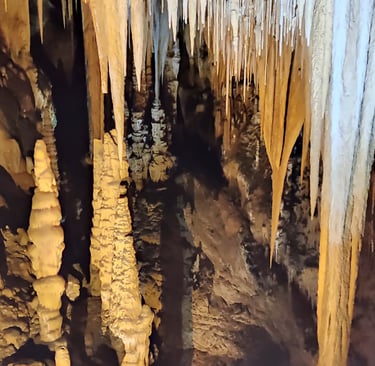 underground cave in Huon Valley, stalagtites and stalagmites