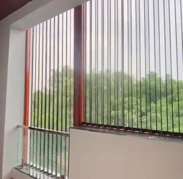 Aluminium pleated mesh for balcony against birds and monkeys