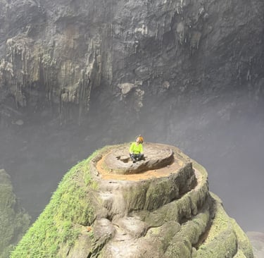 Tracey Billington on top of the wedding cake, hang son doong cave, Vietnam
