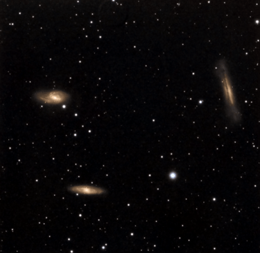 Triplete de Leo astrofotografiado por El Diario del Astrónomo una noche de mucha humedad