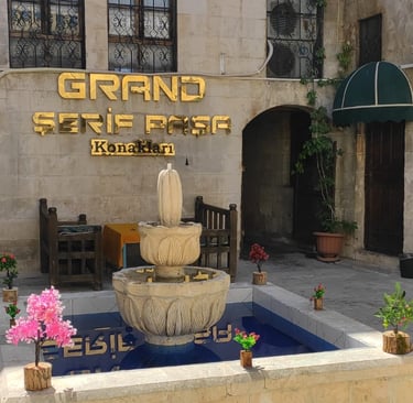 Grand Şerif Paşa Konakları | Urfa Mekanlar