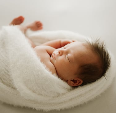 newborn-photo-in-studio-adelaide-hills