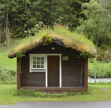 Stadheimfossen Cabins in Hellesylt, Norway