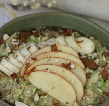 Köstlicher Zucchini Porridge: Einfach, geschmackvoll und wohlschmeckend. Ein wahrer Genuss!
