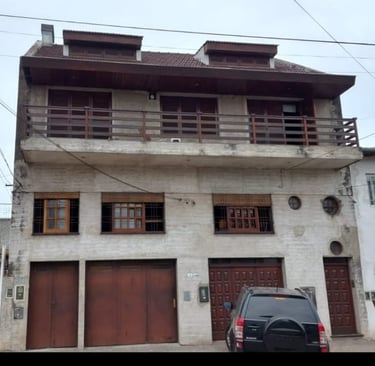 Casa antes del revestimiento texturado