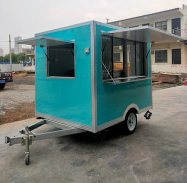 Foodtrailer Box de Tyler’s Foodtrailers, remorque alimentaire rectangulaire spacieuse, finition professionnelle, couleur RAL