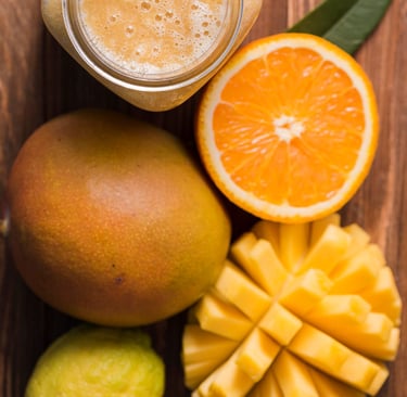 Portakal Şeftali Mango Smoothie