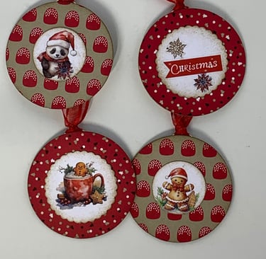 Christmas hidden paper clip