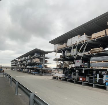outdoor cantilever racking