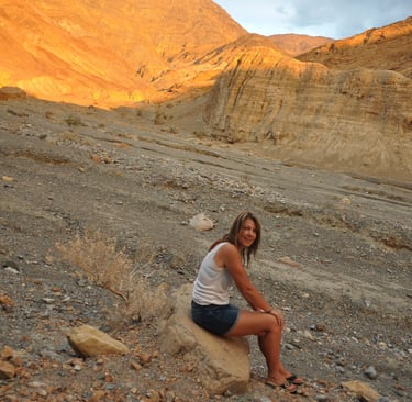 the golden walls of the mosaic canyon, death valley