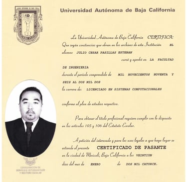Julio Pasillas Licenciatura