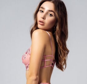 Noida Russian Call Girls